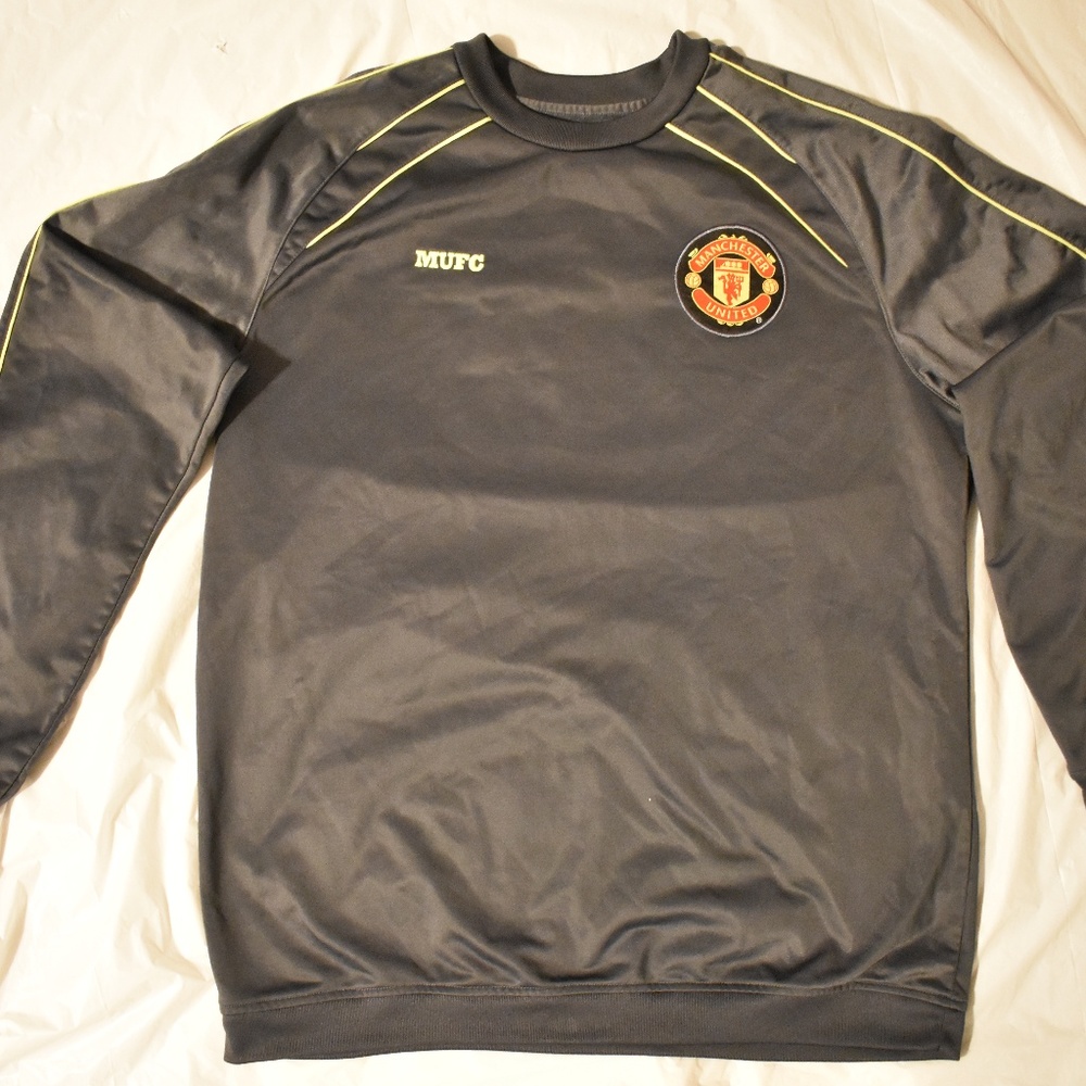 MANCHESTER UNITED FOOTBALL CLUB MEN'S LONGSLEEVED